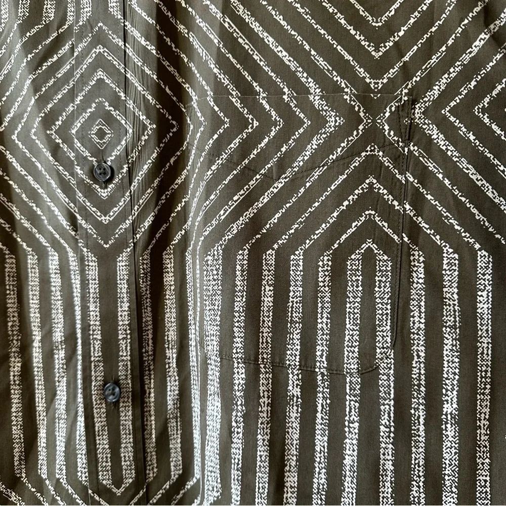 Banana Republic Abstract Geometric 100% Cotton Button-Up Shirt Mens Size XXLT - Picture 2 of 7